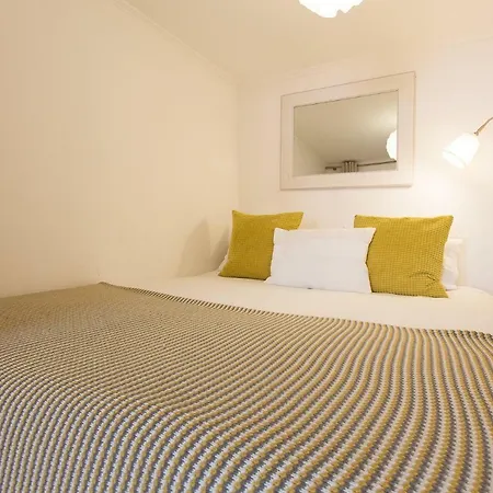 Alfama Regueira Duplex Lisbon